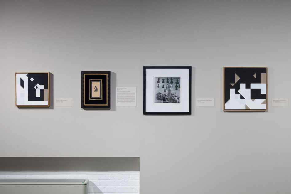Corresponding Squares: Painting the Chess Games of Marcel Duchamp

Duchamp's Chess Knight, 1943, and Arnold T. Rosenberg's 1958 photograph, with Chess Painting No. 2 &amp; No. 64







[photo © Austin Fuller courtesy of the World Chess Hall of Fame]